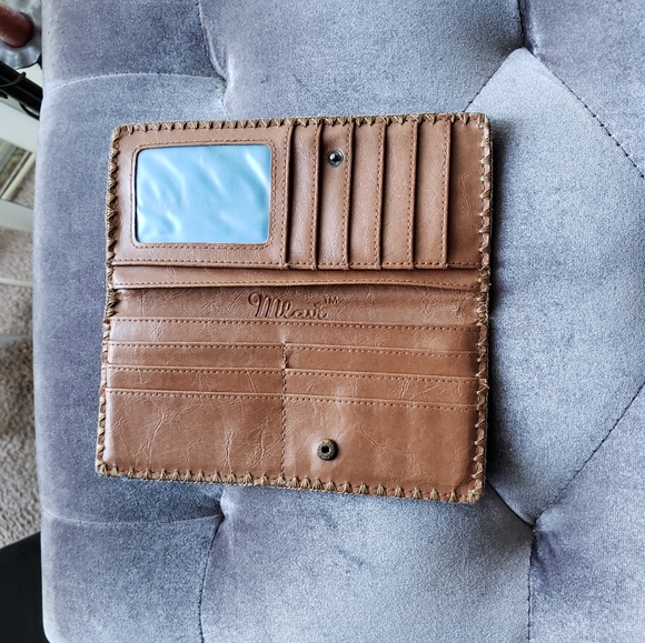 Mlavi vegan leather wallet - Picture 2 of 6
